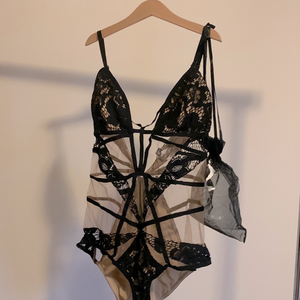FOR LOVE AND LEMONS BODYSUIT